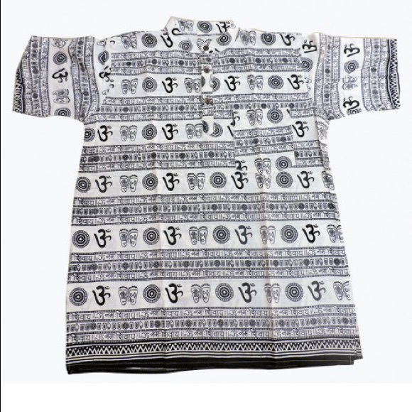 one clothing Dresses & Skirts - Om T-shirt